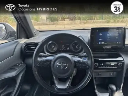 Photo 6 Toyota Yaris  Cross 116h Design Pack Cargo