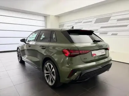 Photo 8 Audi A3  Sportback 45 TFSI e 272ch PHEV S line S tronic 6