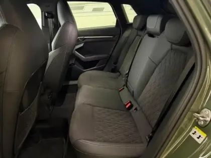 Photo 10 Audi A3  Sportback 45 TFSI e 272ch PHEV S line S tronic 6