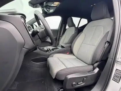 Photo 6 Volvo Xc40  B3 163ch Plus DCT 7