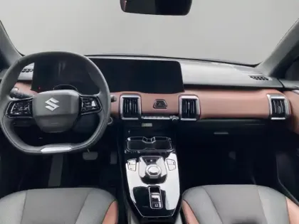 Photo 8 Suzuki Vitara  174ch 61kWh Style