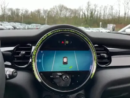 Photo 6 Mini Mini  Cooper SE 184ch  Essential BVA