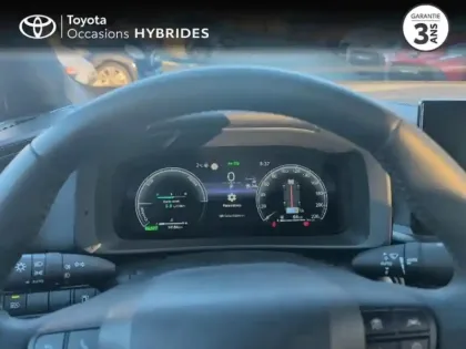 Photo 12 Toyota C-HR  1.8 Hybride 140ch Design NG23