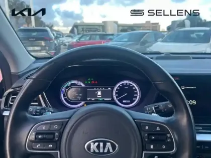 Photo 12 Kia Niro  1.6 GDi 105ch ISG + électrique 43.5ch Active DCT6 MY22