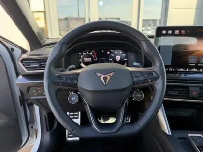 Photo 11 Cupra Leon  1.5 eTSI Hybrid 150ch V DSG7