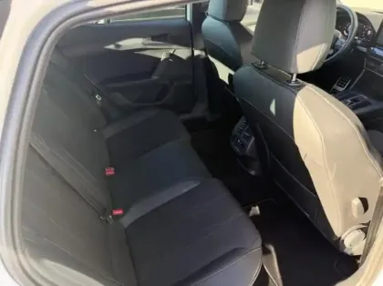 Photo 8 Cupra Leon  1.5 eTSI Hybrid 150ch V DSG7