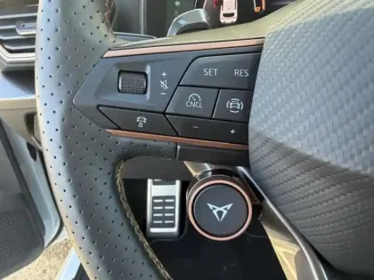 Photo 12 Cupra Leon  1.5 eTSI Hybrid 150ch V DSG7