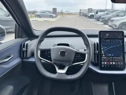 Photo 12 Volvo Ex30  Single Extended Range 272ch Plus