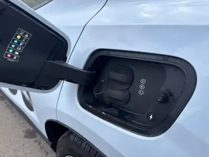 Photo 8 Volvo Ex30  Single Extended Range 272ch Plus