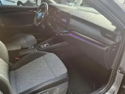 Photo 11 Skoda Octavia  Combi 1.5 TSI ACT Hybrid 150ch Sportline DSG7