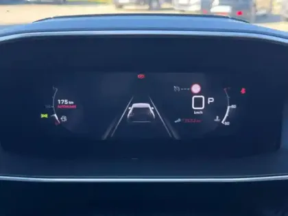 Photo 14 Peugeot 2008  1.2 PureTech 130ch S&S GT EAT8