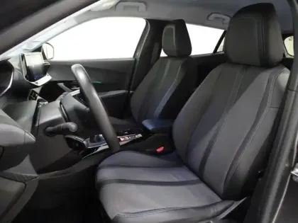 Photo 7 Peugeot 2008  1.2 PureTech 100ch S&S Allure