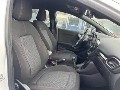 Photo 10 Ford Puma  1.0 Flexifuel 125ch S&S mHEV ST-Line