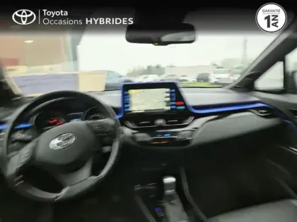 Photo 7 Toyota C-HR  122h Graphic 2WD E-CVT