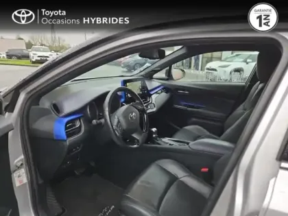 Photo 10 Toyota C-HR  122h Graphic 2WD E-CVT