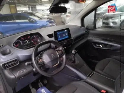 Photo 14 Peugeot Rifter  1.5 BlueHDi 130ch S/S Standard Allure Pack Camera Carplay Attelage
