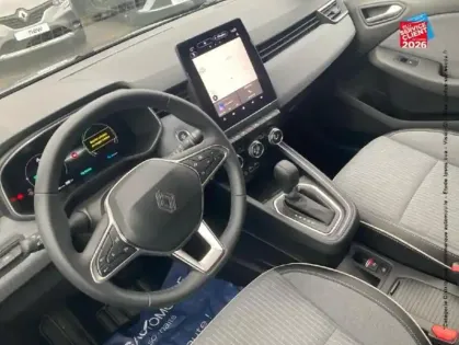 Photo 14 Renault Clio  1.6 E-Tech 145ch full hybrid Techno - 24