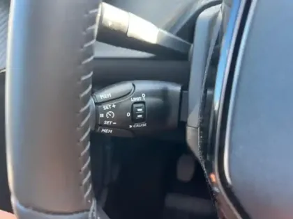 Photo 11 Peugeot 208  1.2 PureTech 100ch S&S Active