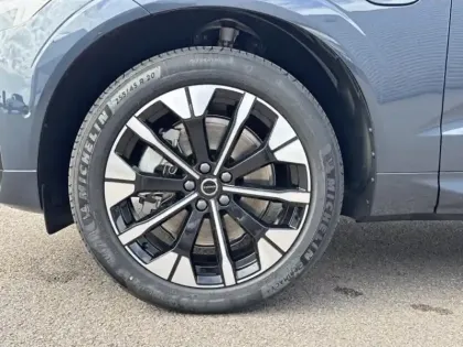 Photo 5 Volvo Xc60  T6 Hybride Rechargeable 350ch Ultra Style Dark Geartronic 8 AWD