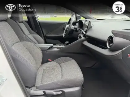 Photo 11 Toyota C-HR  1.8 Hybride 140ch Graphic MY26