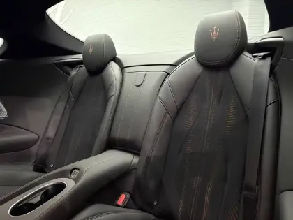 Photo 10 Maserati Granturismo  560 kW 750 ch