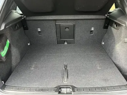 Photo 8 Volvo Xc40  B4 197 ch DCT7