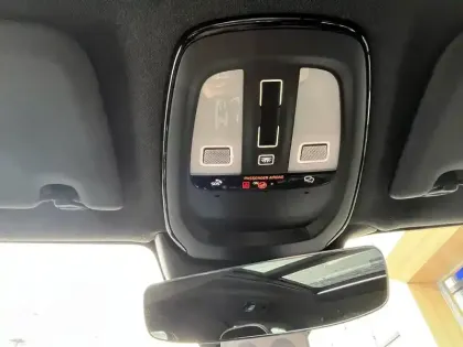 Photo 30 Volvo Xc40  B4 197 ch DCT7