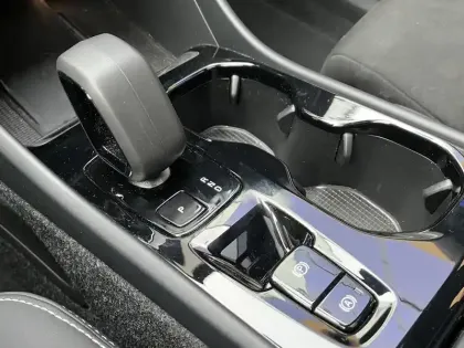 Photo 29 Volvo Xc40  B4 197 ch DCT7