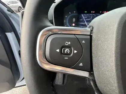 Photo 18 Volvo Xc40  B4 197 ch DCT7