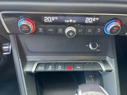 Photo 25 Audi Q3  Sportback 35 TDI 150 ch S tronic 7