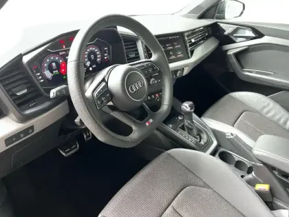 Photo 14 Audi A1  Sportback 35 TFSI 150 ch S tronic 7