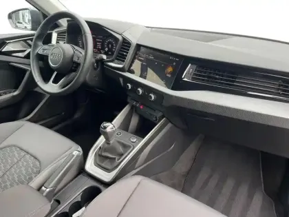 Photo 8 Audi A1  Sportback 30 TFSI 110 ch BVM6