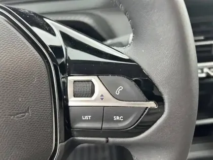 Photo 44 Peugeot 208 Gén. II Ph1 NG Active Pack 5