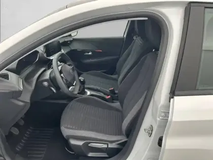 Photo 60 Peugeot 208  PureTech 75 S&S BVM5