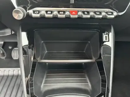 Photo 47 Peugeot 208 Gén. II Ph1 NG Active Pack 5