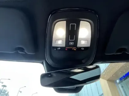 Photo 27 Volvo Xc40  B3 163 ch DCT7