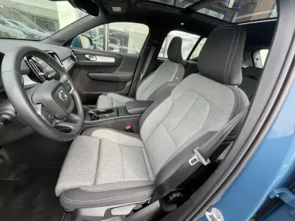 Photo 14 Volvo Xc40  B3 163 ch DCT7