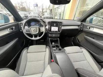 Photo 13 Volvo Xc40  B3 163 ch DCT7