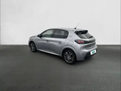 Photo 31 Peugeot 208  PureTech 75 S&S BVM5