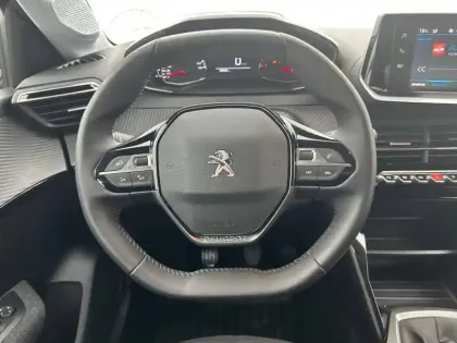 Photo 8 Peugeot 208  PureTech 75 S&S BVM5