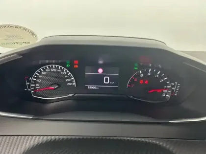 Photo 59 Peugeot 208  PureTech 75 S&S BVM5