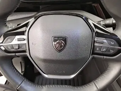 Photo 50 Peugeot 308  PHEV 180 e-EAT8