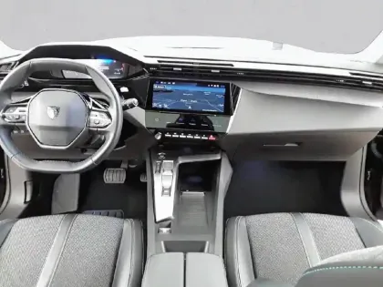 Photo 49 Peugeot 308  PHEV 180 e-EAT8