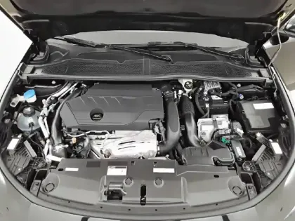 Photo 62 Peugeot 308  PHEV 180 e-EAT8