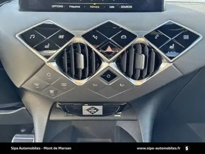 Photo 14 DS DS 3  Crossback PureTech 130 S&S EAT8