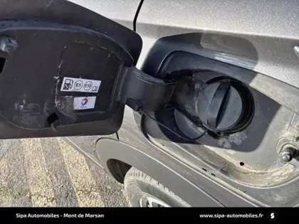 Photo 27 DS DS 3  Crossback PureTech 130 S&S EAT8