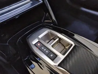 Photo 13 Peugeot 208  Hybrid 110 e-DCS6