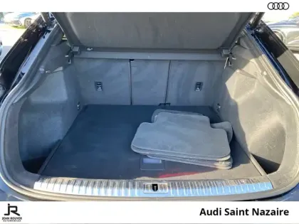 Photo 31 Audi Q3  Sportback 35 TDI 150 ch