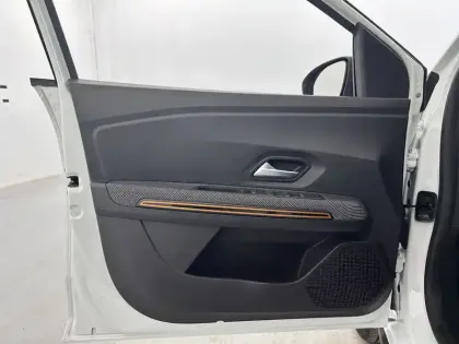 Photo 19 Dacia Sandero  TCe 90 - 22