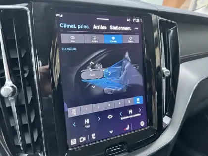 Photo 22 Volvo Xc60  B4 197 ch Geartronic 8